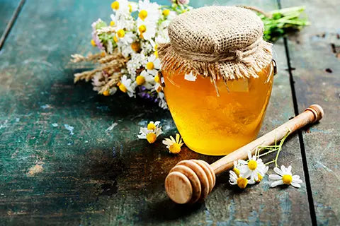 The Sweet Harmony: Exploring the Perfect Blend of Honey with Tea