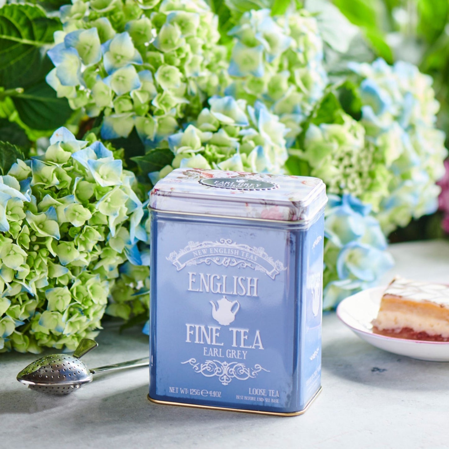 Floral Tea Tin with 125g loose-leaf Earl Grey Tea Black Tea New English Teas 