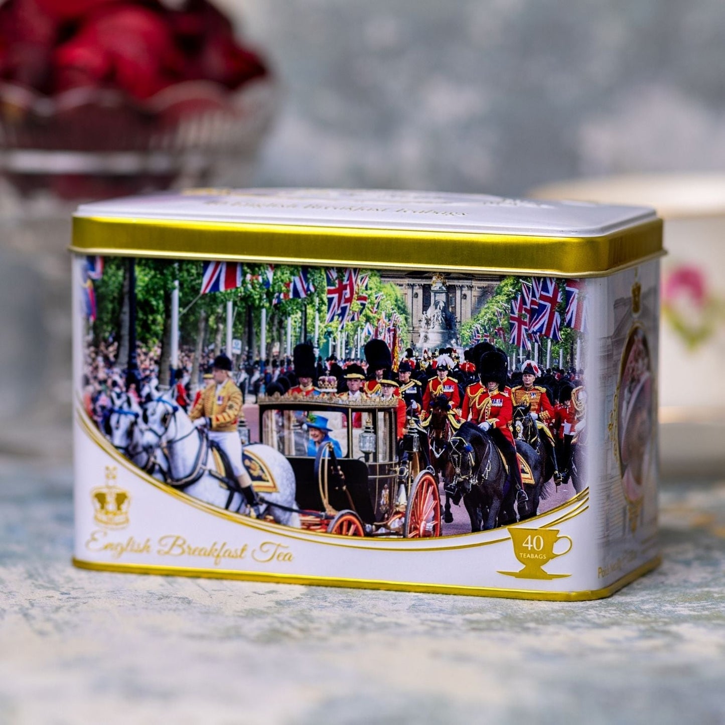 Trooping The Colour Queen Elizabeth II Tea Tin with 40 English Breakfast Teabags New English Teas 